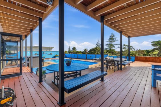 Tranquil Northland escape at Baylys Beach