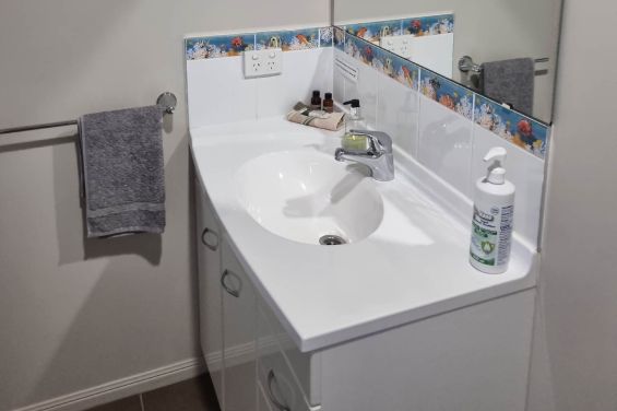 The Seashells Suite - bathroom