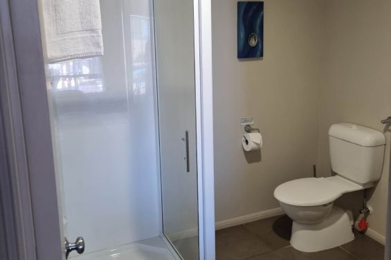 The Seashells Suite - bathroom