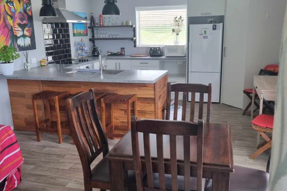 The Bach - kitchen and dining